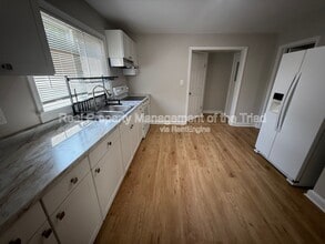 828 Circle Dr in High Point, NC - Building Photo - Building Photo