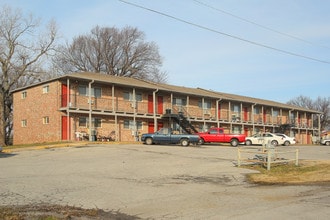 105-109 S Main St in Broken Arrow, OK - Building Photo - Building Photo