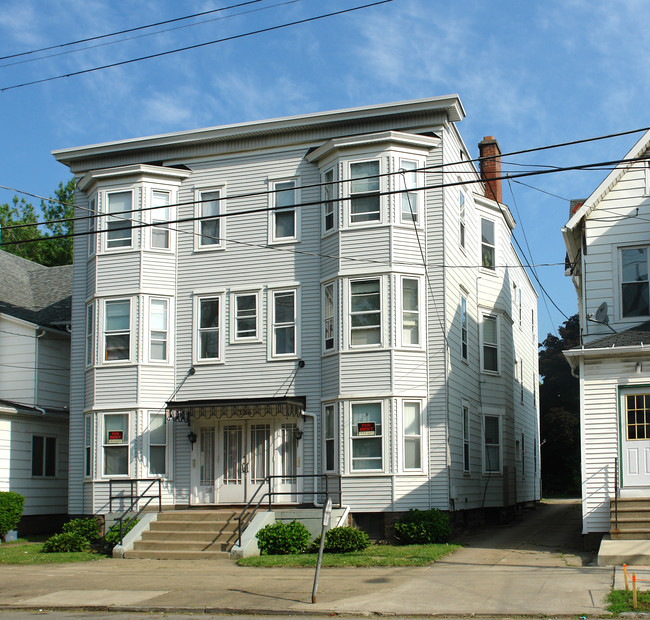 326w8th in Erie, PA - Foto de edificio - Building Photo