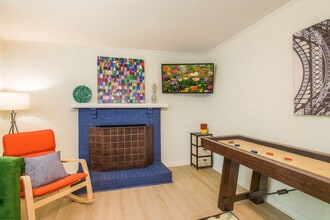 8800 Nightingale Ln in Charlotte, NC - Foto de edificio - Building Photo