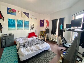 526 Harvard St, Unit 1 in Brookline, MA - Building Photo - Building Photo