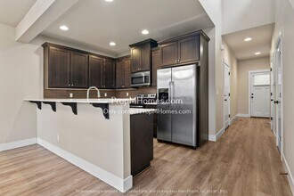 10615 SE 36th Ave in Portland, OR - Building Photo - Building Photo