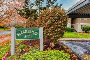 Parkmeadow Apartments in Keizer, OR - Building Photo