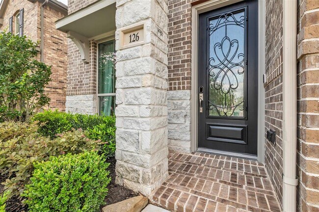 126 Capriccio Ln in Montgomery, TX - Foto de edificio - Building Photo