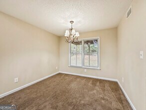 1577 Linksview Way in Stone Mountain, GA - Building Photo - Building Photo