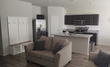 1124 Oxford Ln in Troy, TX - Building Photo - Building Photo