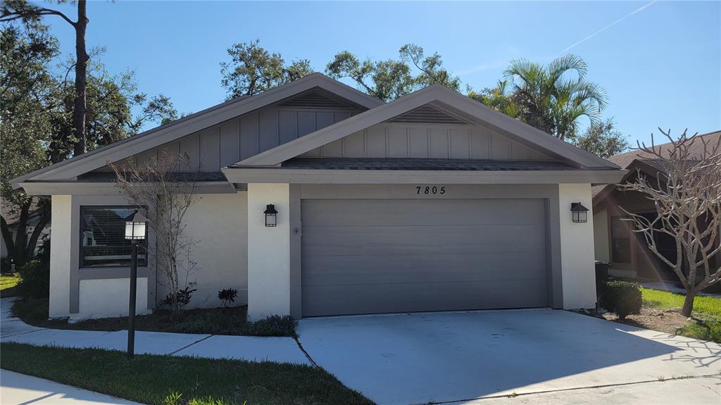 7805 Pine Trace Dr in Sarasota, FL - Building Photo