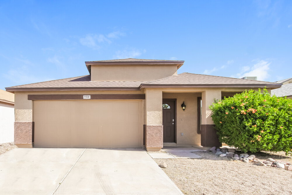 11538 W Scotts Dr in El Mirage, AZ - Foto de edificio