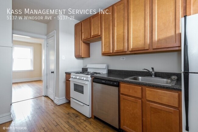 5137 W Windsor Ave in Chicago, IL - Building Photo - Building Photo