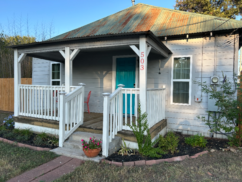 503 Pecan St in Bastrop, TX - Building Photo