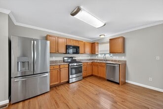 527 Country Cir Dr in O'Fallon, MO - Building Photo - Building Photo