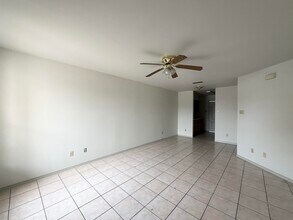 507 Shiloh Dr in Laredo, TX - Building Photo - Building Photo