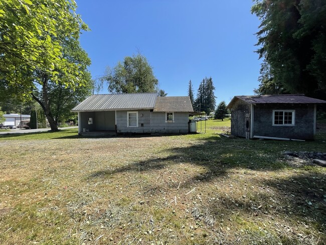 2708 N Machias Rd in Lake Stevens, WA - Foto de edificio - Building Photo