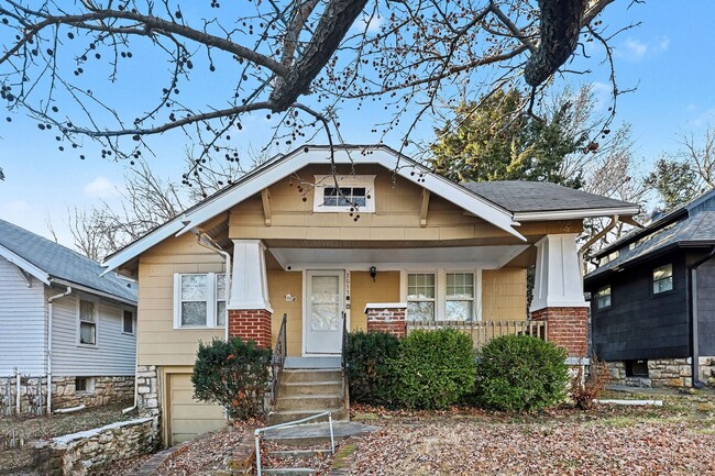 property at 2033 E Gregory Blvd