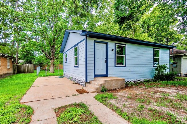 property at 529 Illinois Ave