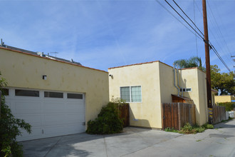 538 E Atlas Way in Long Beach, CA - Building Photo - Other