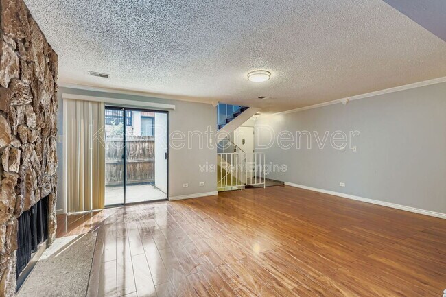 6468 E Bates Ave in Denver, CO - Building Photo - Building Photo