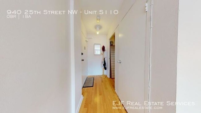 940 25th St NW in Washington, DC - Building Photo - Building Photo