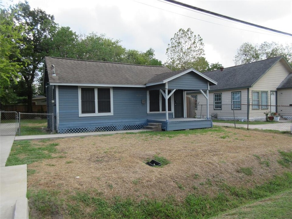 4128 Castor St in Houston, TX - Building Photo