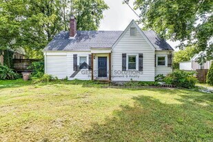 2930 Primrose Cir in Nashville, TN - Building Photo