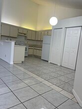 4379 Woodstock Dr in West Palm Beach, FL - Building Photo - Building Photo