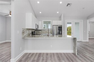 2601 Diplomat Pkwy W in Cape Coral, FL - Building Photo - Building Photo