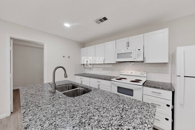 property at 631 W Baker St