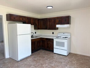 845-847 W Eastland Ave in Nashville, TN - Building Photo - Building Photo