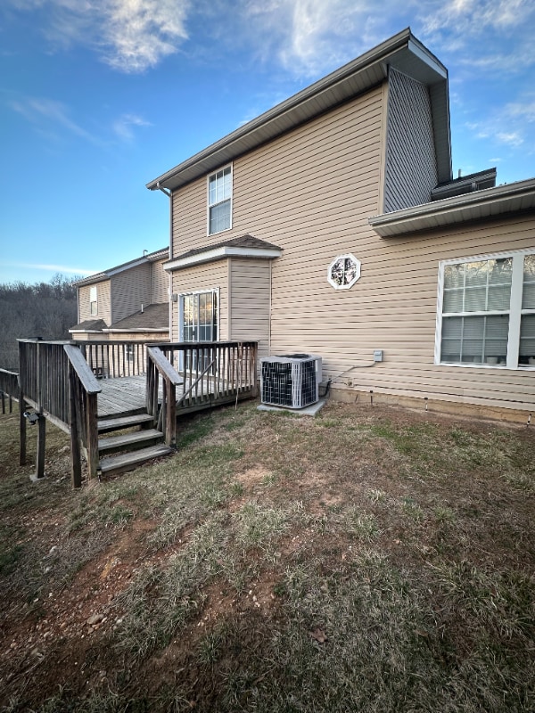 358 Carmel Valley Way in St. Robert, MO - Building Photo - Building Photo