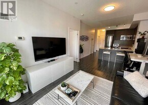 18 Rean Dr in Toronto, ON - Building Photo