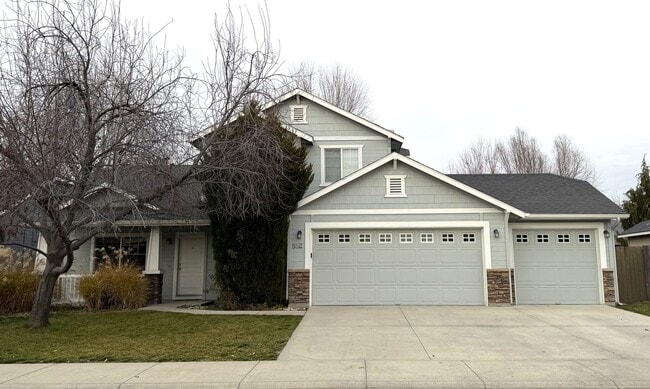 property at 552 E Anton St