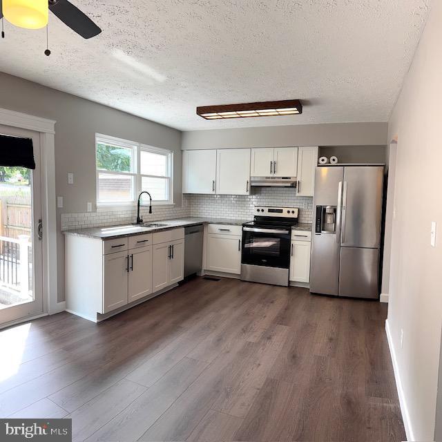 property at 1296 Holmespun Dr