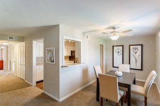 Western Hills Apartments in Nashville, TN - Building Photo - Interior Photo