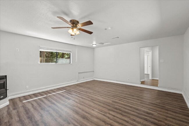 5291 Buckhorn Rd in Pollock Pines, CA - Building Photo - Building Photo