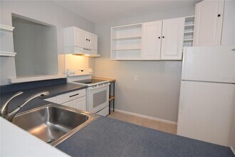 21572 Edgewater Dr in Port Charlotte, FL - Foto de edificio - Building Photo