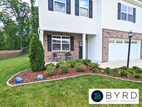 11907 Longtown Dr in Midlothian, VA - Building Photo - Building Photo