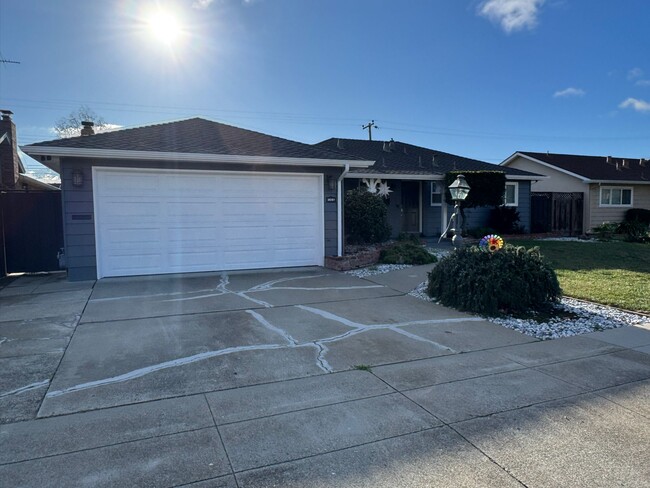 38267 Farwell Dr in Fremont, CA - Building Photo - Building Photo