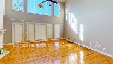 20 Steadman Way in Greer, SC - Building Photo - Building Photo