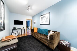 63 Jefferson St in Hoboken, NJ - Building Photo - Building Photo