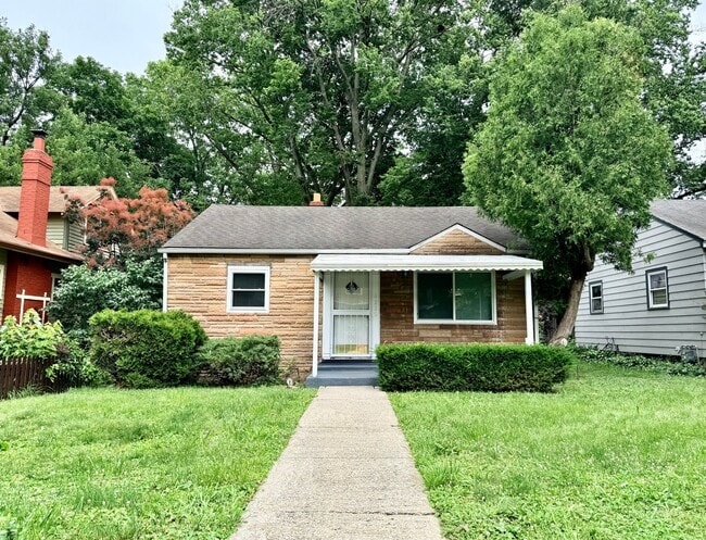 property at 4235 Rookwood Ave