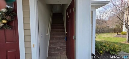 20 Orchard St in Brookfield, CT - Building Photo - Building Photo