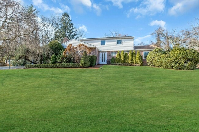 property at 279 Hillcrest Ln