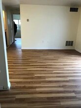 7 Village Rock Ln, Unit 3 in Natick, MA - Foto de edificio - Building Photo