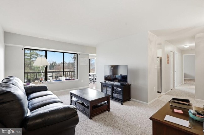 9569 Coggs Bill Dr in Manassas, VA - Building Photo - Building Photo