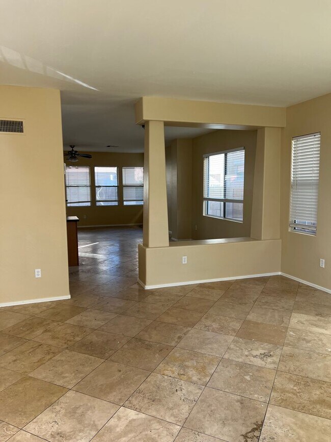 property at 1458 S Longspur Ln