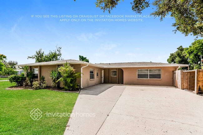 property at 2305 26th Ave W