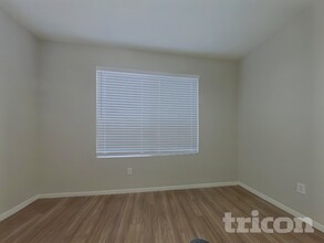 1116 W Villa Maria Dr in Phoenix, AZ - Building Photo - Building Photo