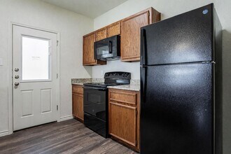 3204 Stonewall Dr in Temple, TX - Building Photo - Building Photo