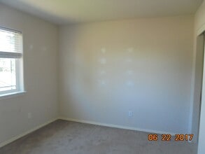 1815 NW 23rd St in McMinnville, OR - Building Photo - Building Photo