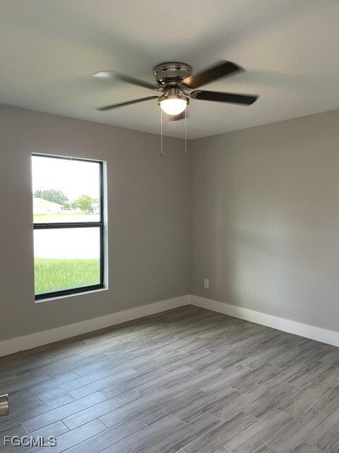 321 Kismet Pkwy W in Cape Coral, FL - Building Photo - Building Photo